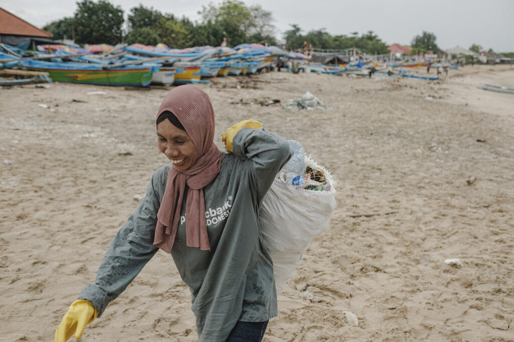 Plastic Bank Indonesia Atmawati 1